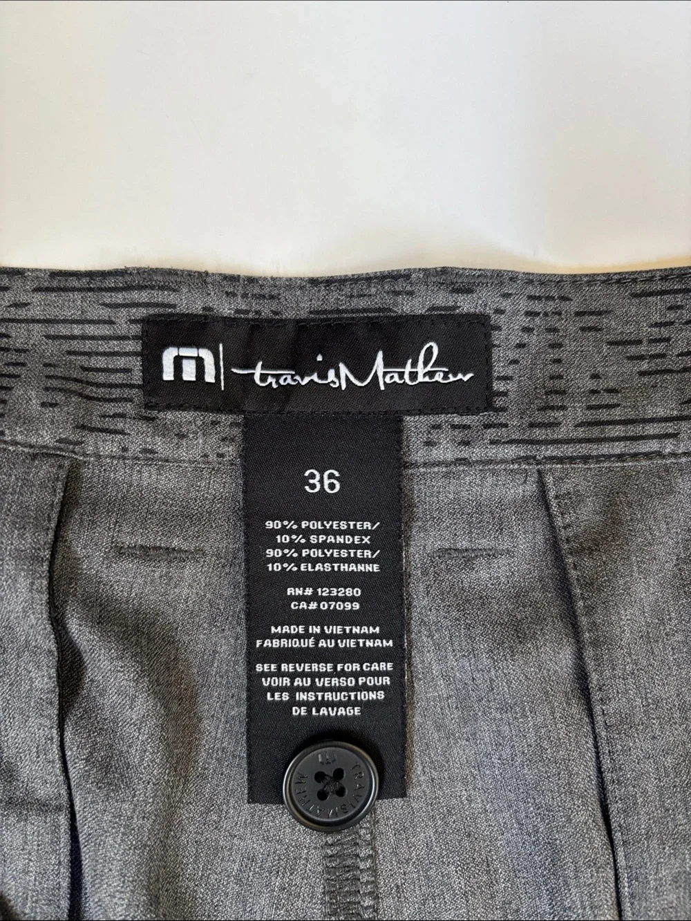 Travis Mathew Tropical Golf Performance Chino Shorts Comfort Travel Gray Mens 36